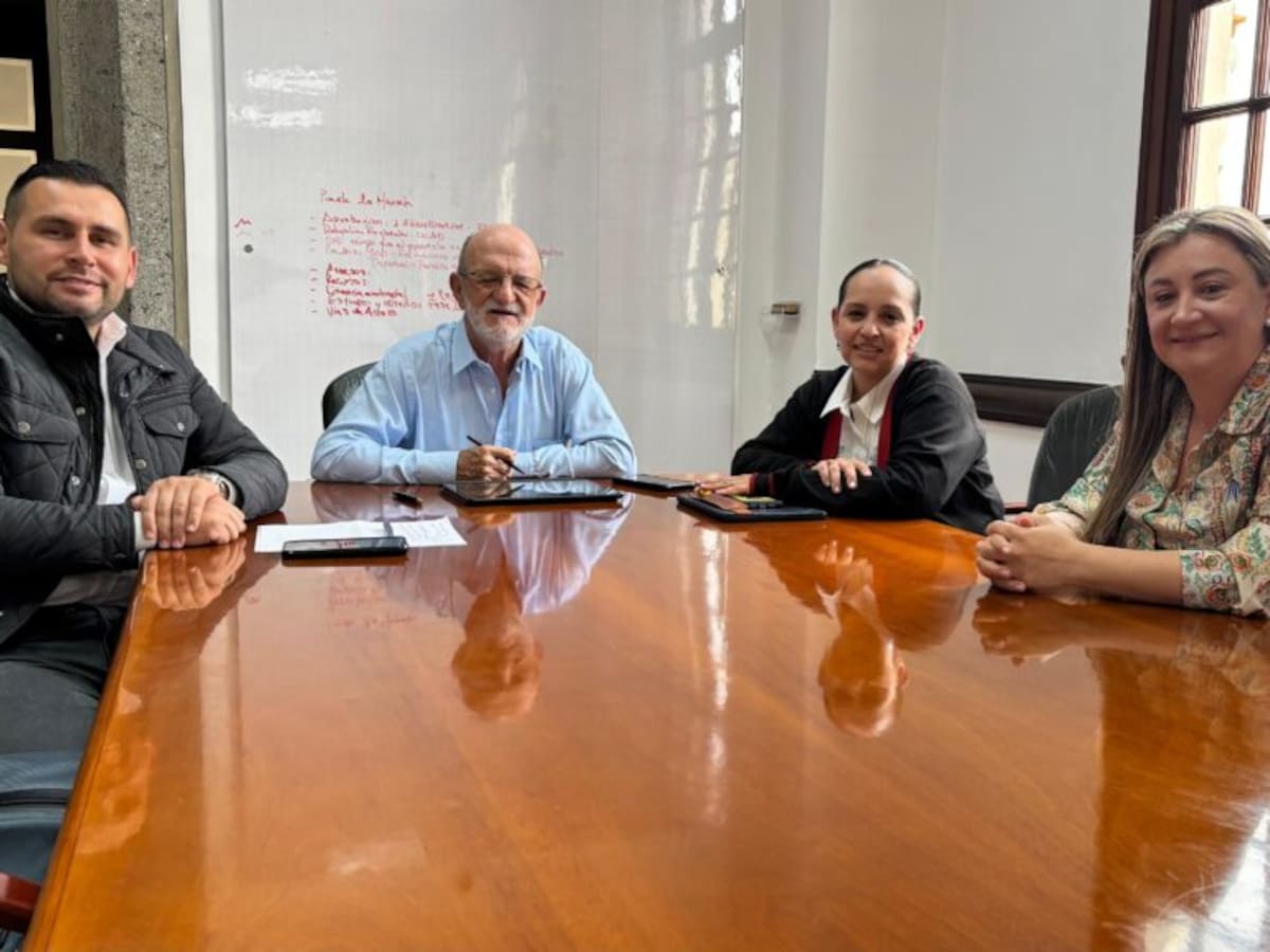 Unidos por los maestros: entidades en Caldas trabajan por una mejor atención en salud