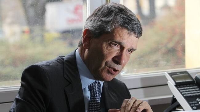 Rafael Pardo habló sobre el proyecto de pequeños cultivadores. Foto: Colprensa