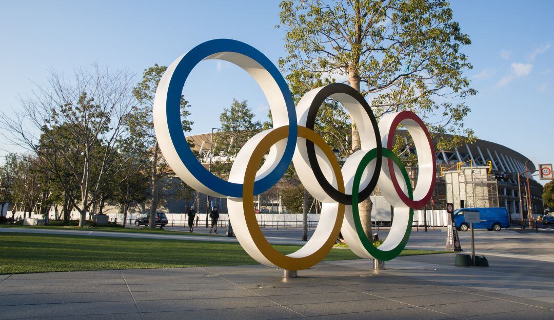 Japón permitirá la entrada de 10.000 aficionados a los estadios en los JJOO