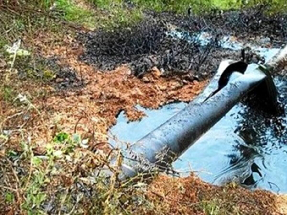 Hoy comienza extracción manual de crudo en Arauca tras atentado a oleoducto de Ecopetrol