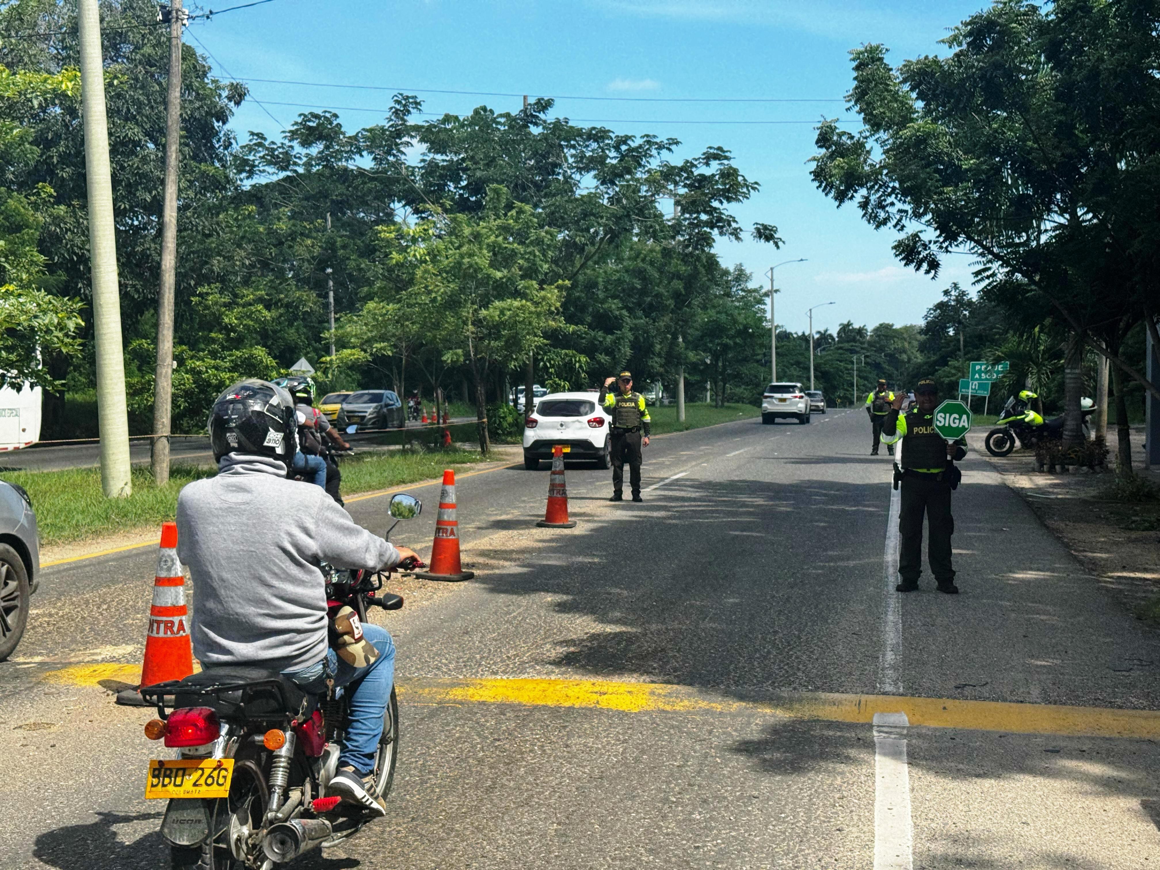 La Policía de Bolívar acompaña Plan Retorno con más de 100 uniformados en las vías