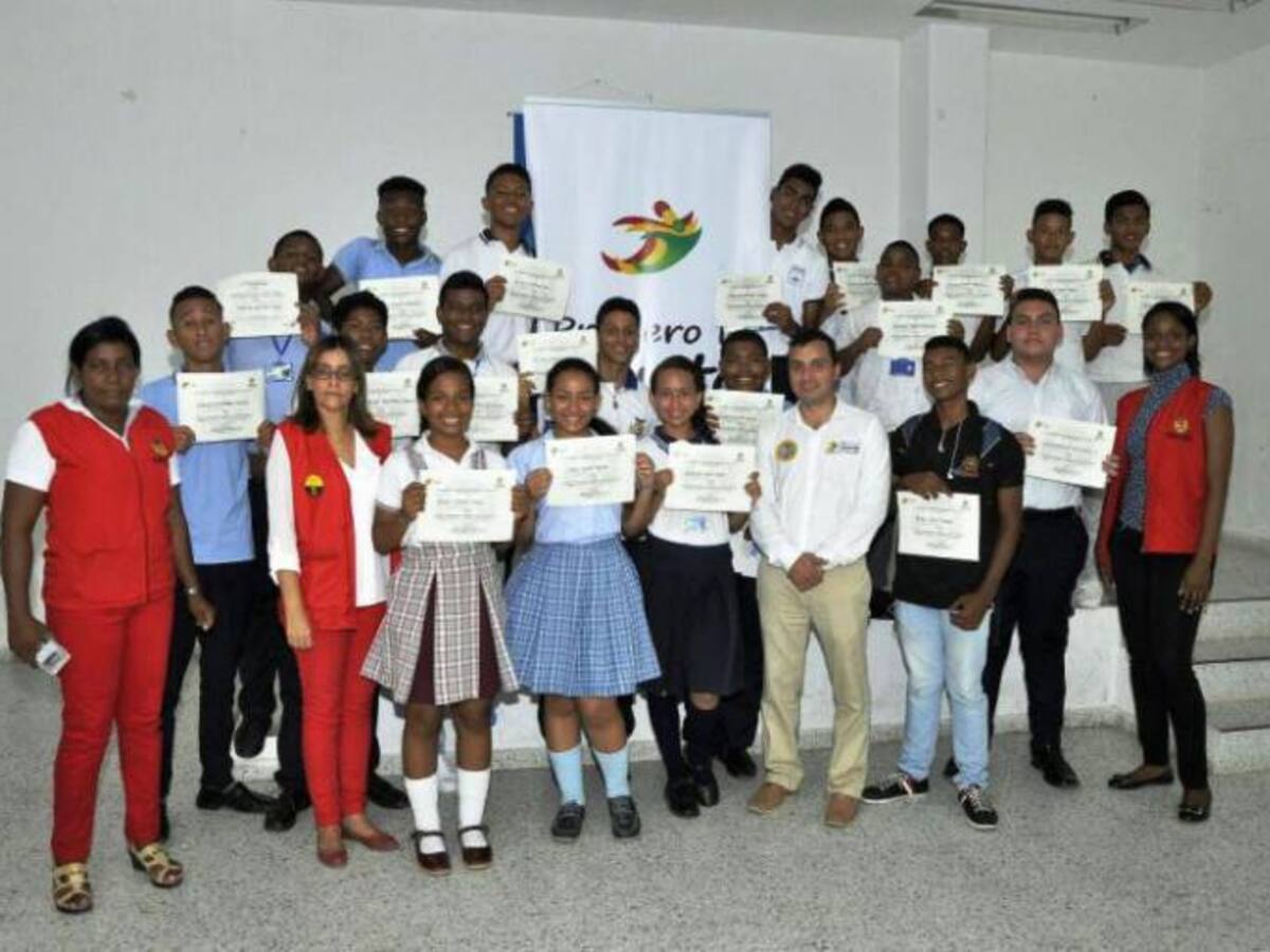 Personeros estudiantiles se capacitan como promotores en convivencia y derechos humanos