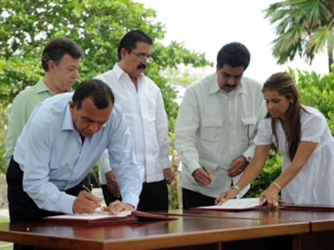 Acuerdo entre presidentes de Honduras será presentado ante la OEA