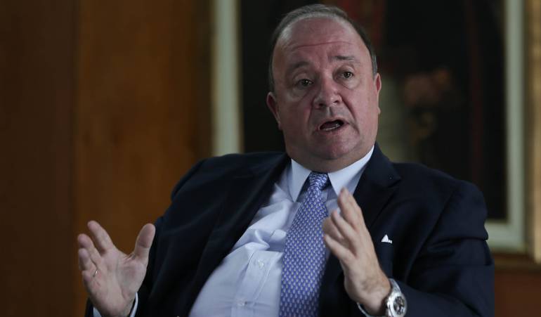 Luis Carlos Villegas