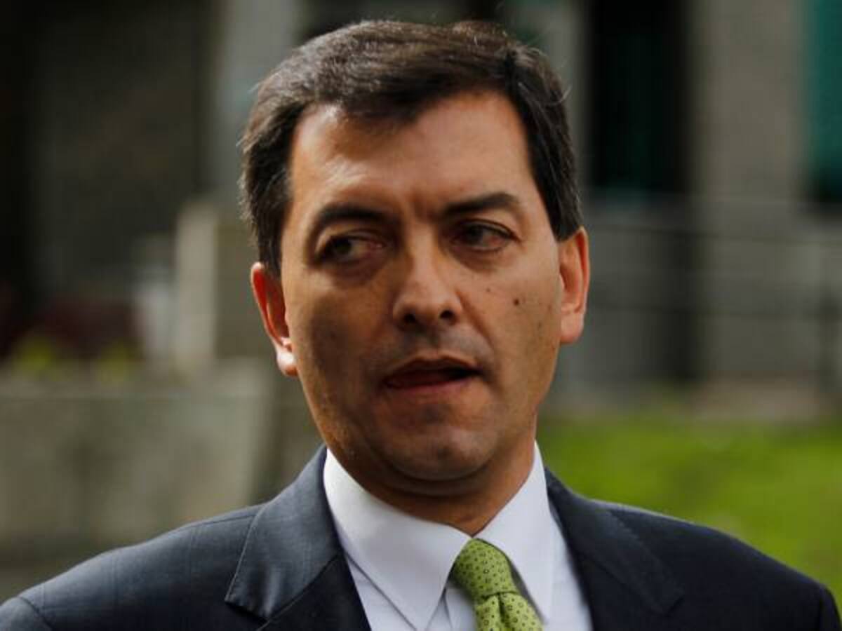A juicio Luis Alfonso Hoyos por interceptaciones al proceso de paz