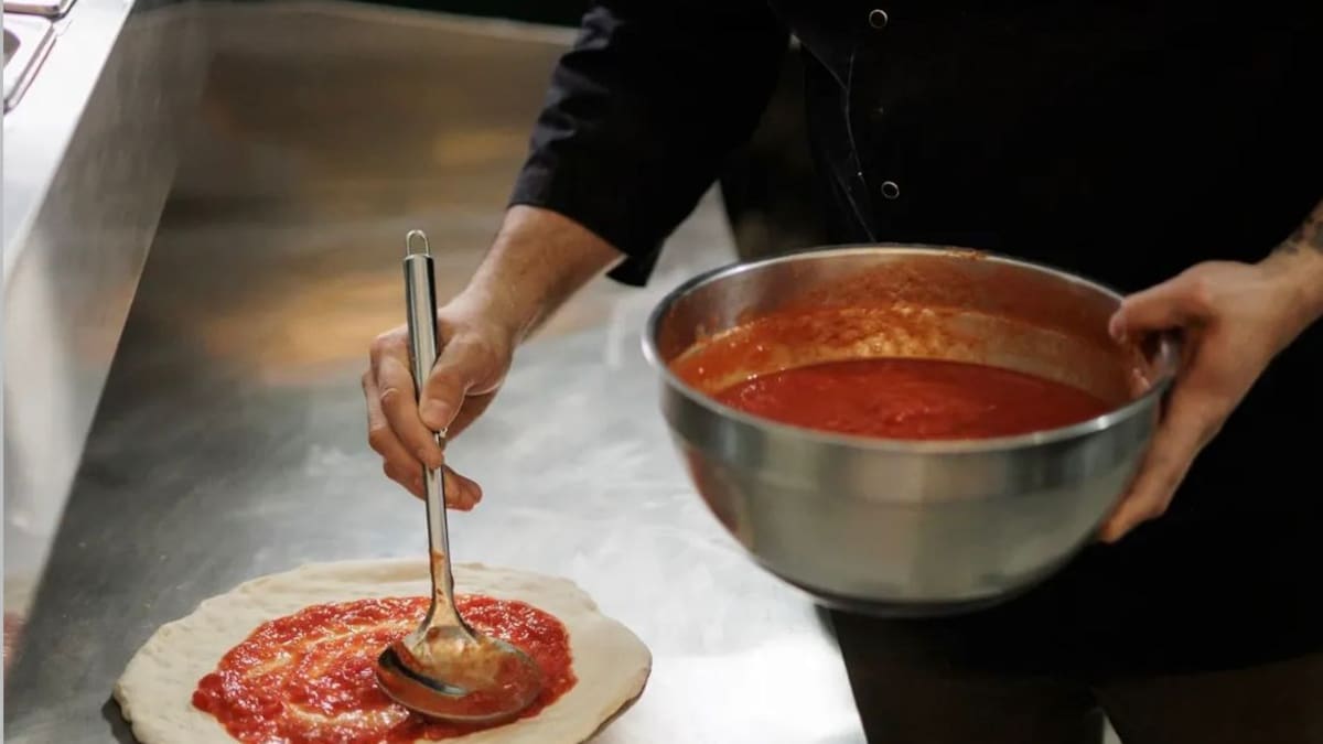 Aymer Carvajal, colombiano reconocido como el mejor pizaiolo de Latinoamérica
