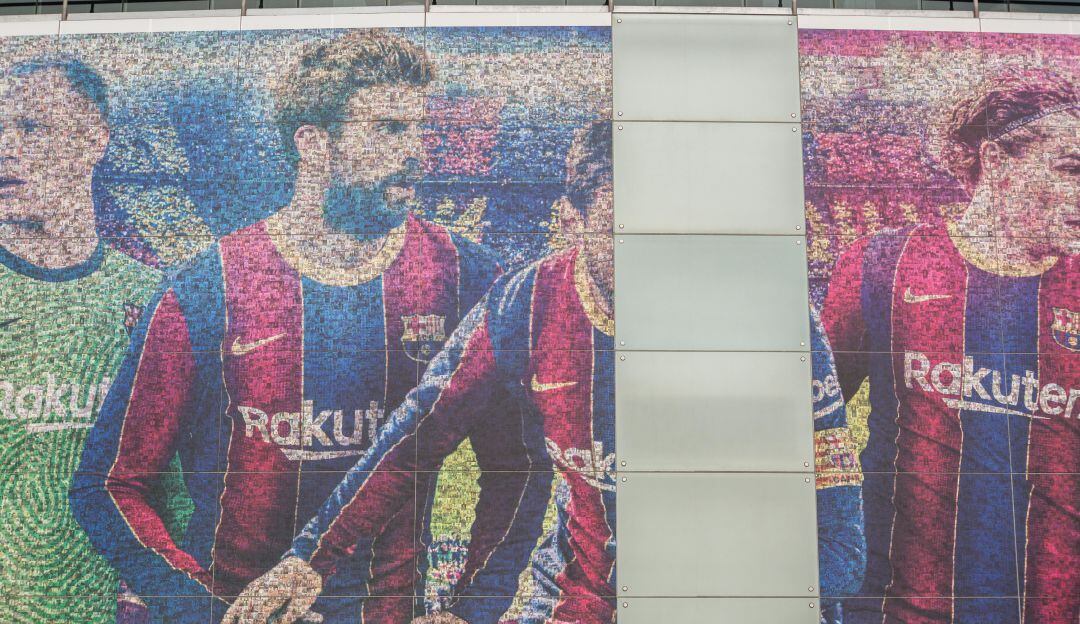 Mural del Barcelona en el Camp Nou