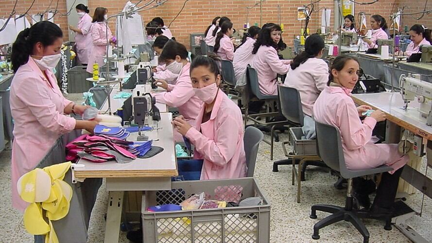 Gobierno cambió borrador de decreto del sector textil: excluye de arancel a importaciones de residuos. Foto: Colprensa