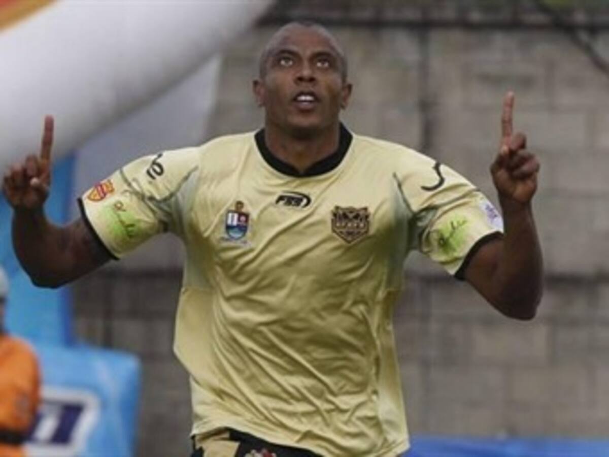 Itaguí es el nuevo líder del fútbol colombiano; Pereira a la B