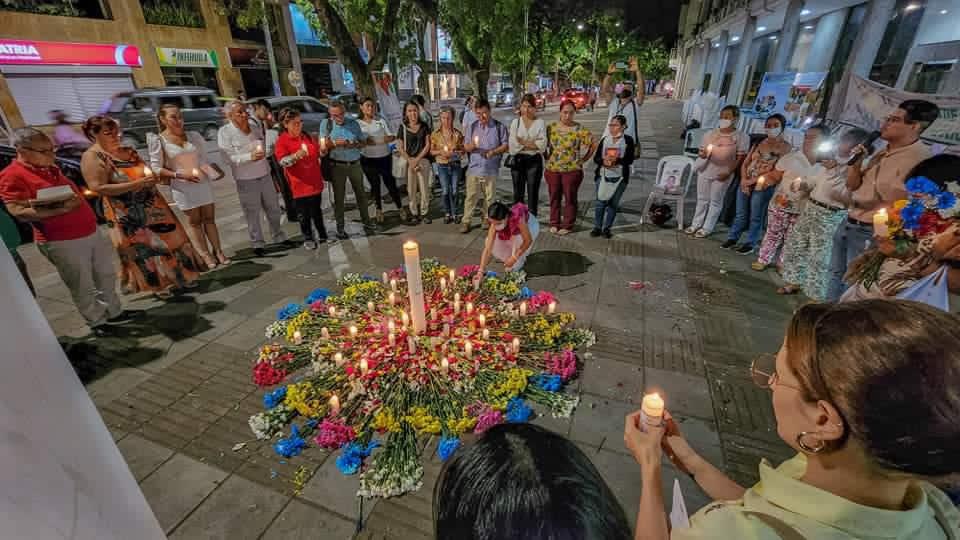 En horas de la tarde, se iniciará el conversatorio de mujeres buscadores y protectoras de la vida, acto seguido, se realizará la exposición fotográfica, con una galería de la memoria.