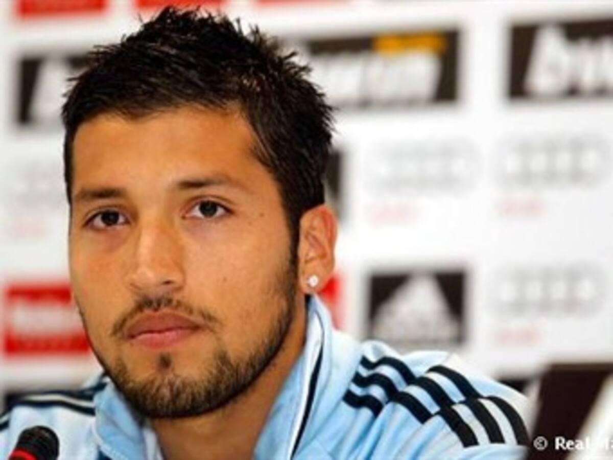 El argentino Ezequiel Garay es nuevo jugador del Benfica