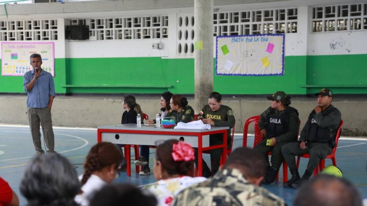 Autoridades de educación anuncian planes de seguridad en los colegios de Pereira