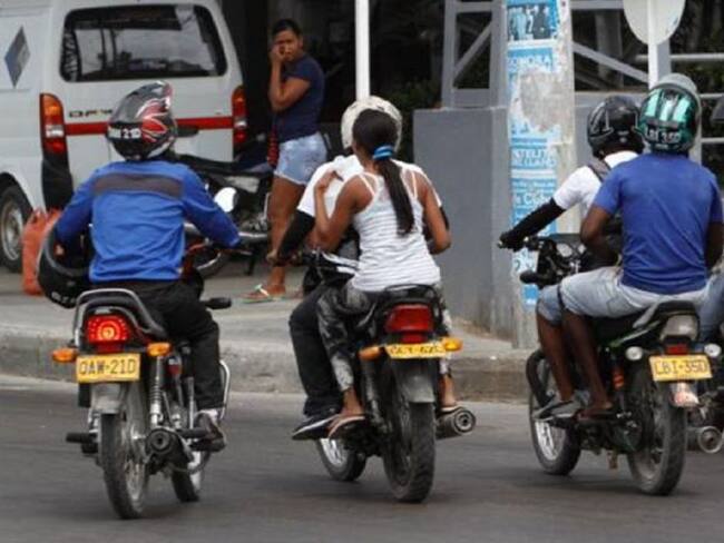 Decreto de no parrillero en Cartagena continúa solo para hombres