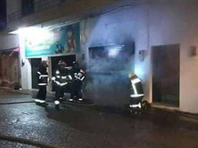 Cuatro personas muertas por explosión en local comercial de Caucasia