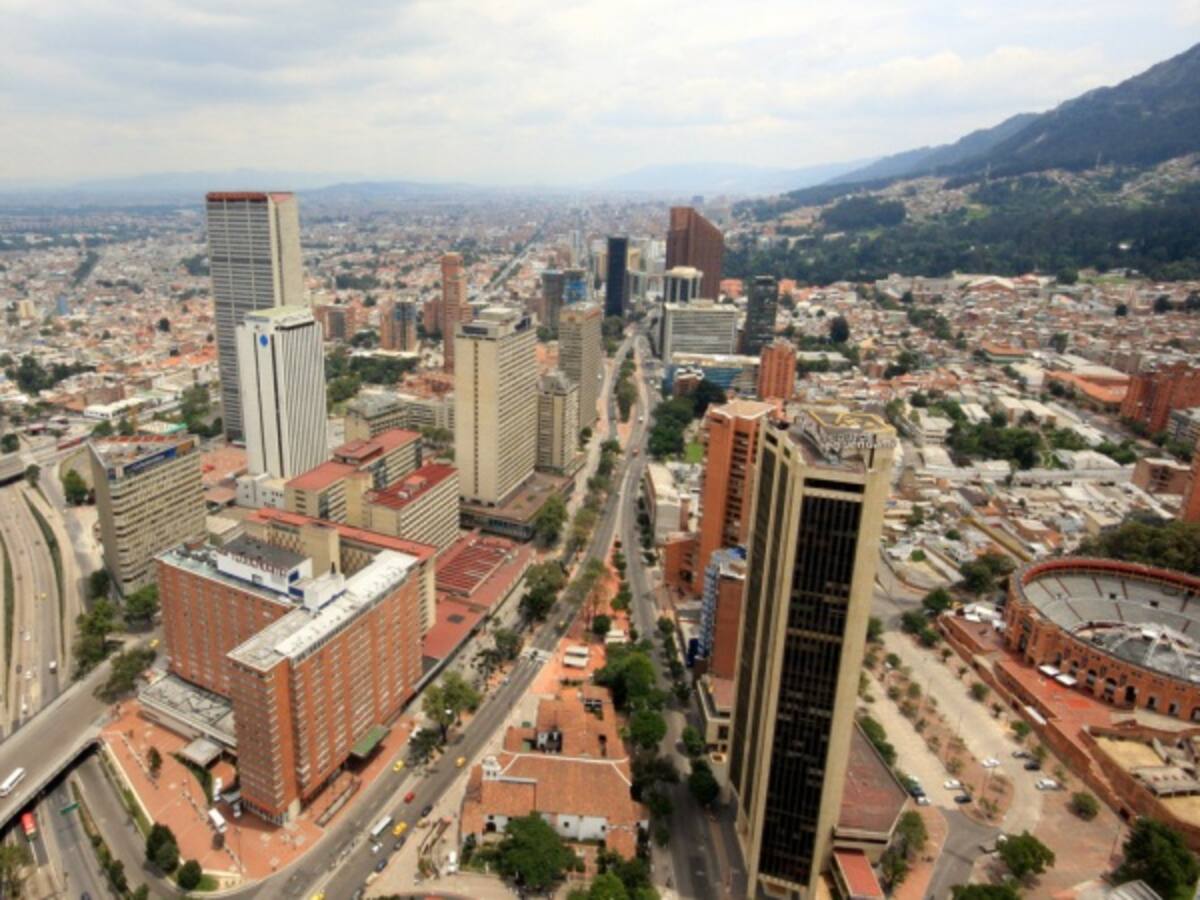 Aproveche Bogotá mientras los demás viajan