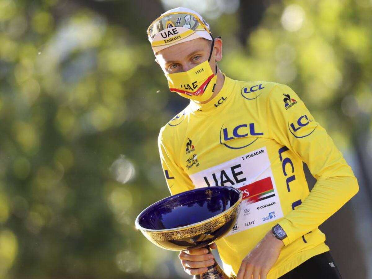 Pogacar renueva hasta 2027 con el UAE Team Emirates