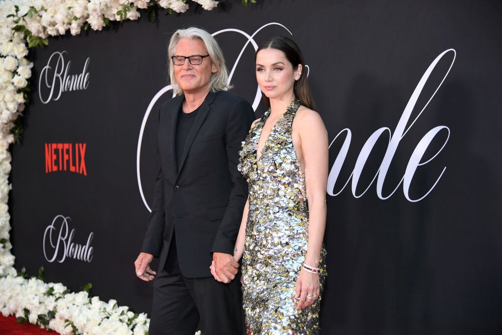 Andrew Dominik y Ana de Armas