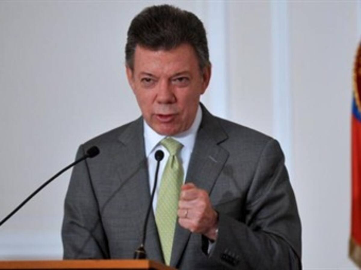 Santos pide perdón a habitantes de Gramalote por tardía reubicación