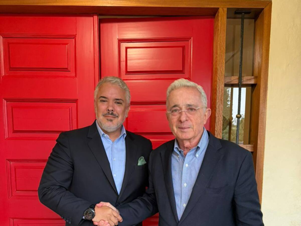 “La inocencia de Uribe es incuestionable”: Iván Duque defiende a Álvaro Uribe por nueva indagatoria