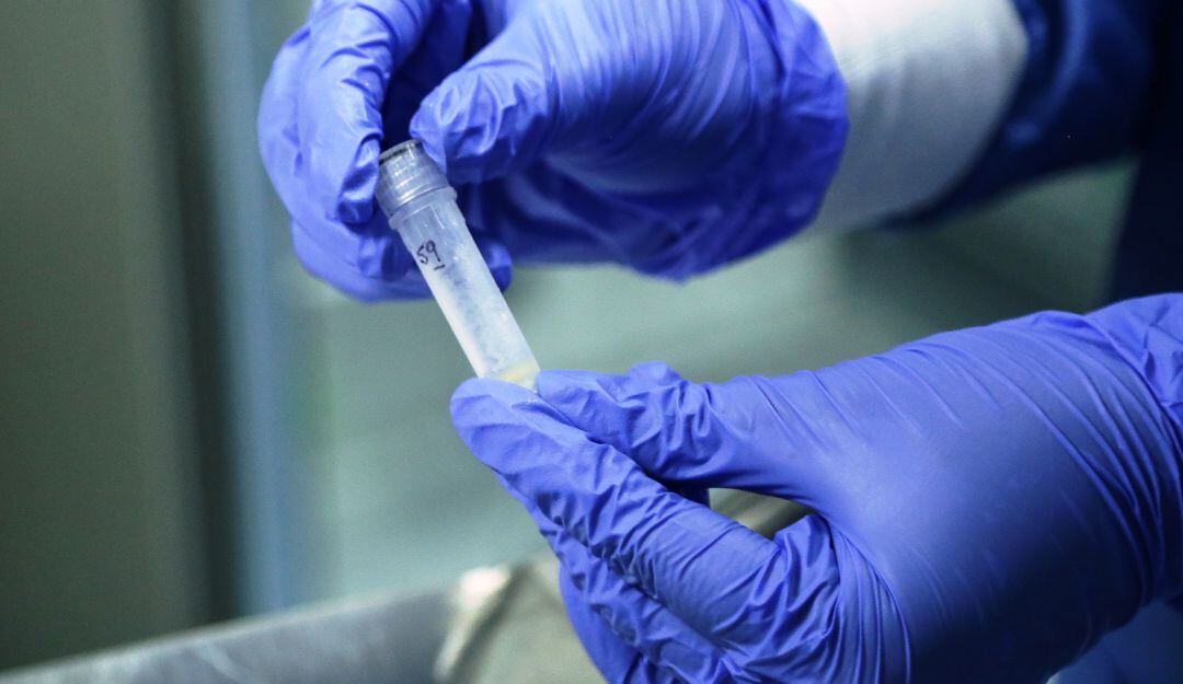 Se trata de un hombre de 37 años y se investiga cómo pudo adquirió la enfermedad