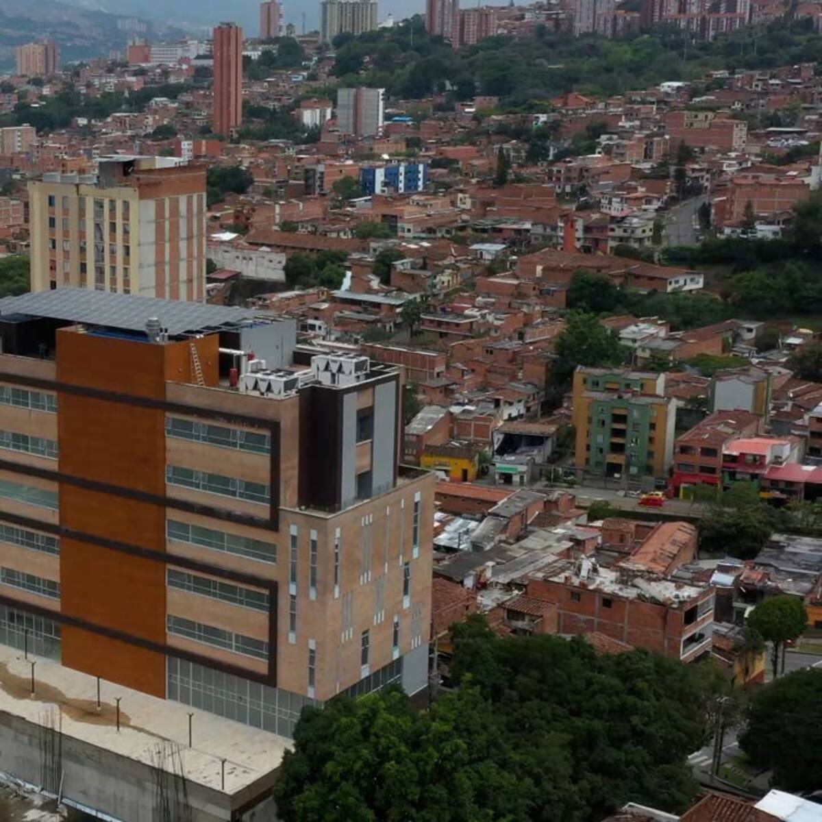 Falta la dotación de la Unidad Hospitalaria de Buenos Aires: Alcalde de Medellín