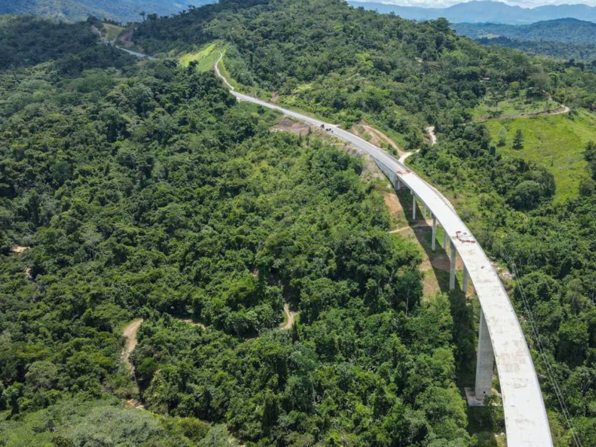 Vía Bucaramanga - Barrancabermeja ya tiene un avance del 80%