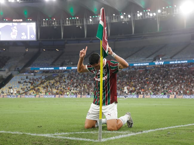 Kevin Serna festeja su gol ante Remo. (Photo by Lucas Figueiredo/Getty Images)