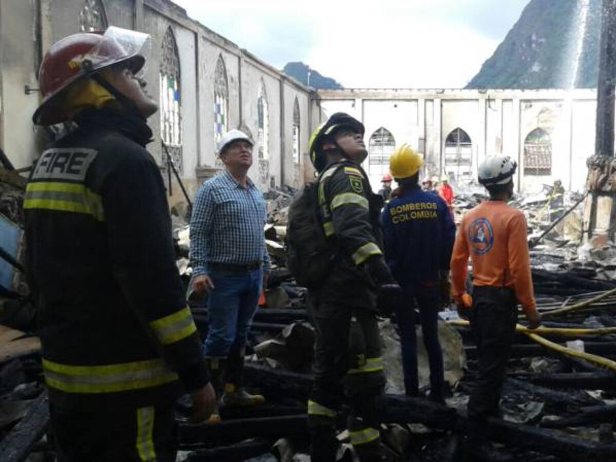 Autoridades se comprometieron a reconstruir la iglesia de Quinchía
