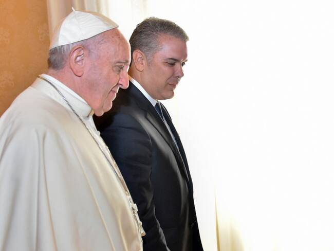 Papa Francisco preocupado por "moda" de la homosexualidad en la iglesia