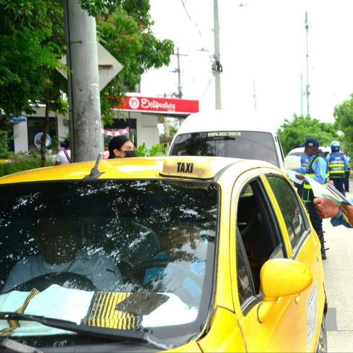 Cero tolerancia al abuso en tarifas: Sancionan a taxis por cobros excesivos en Cartagena