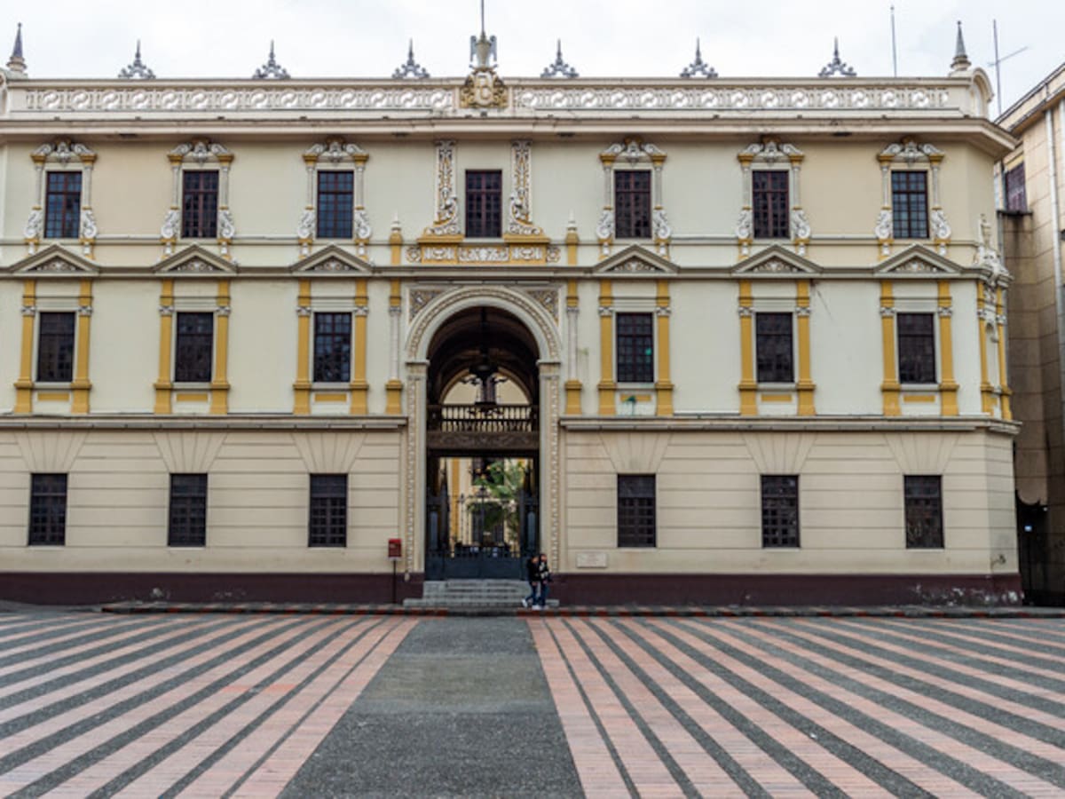 Fotos para web de servicios sexuales fueron tomadas en el edificio de la Gobernación