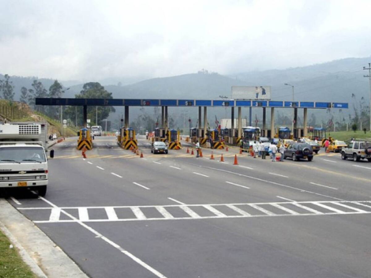 Alto flujo de vehículos en la vía Bogotá – Melgar en el Tolima
