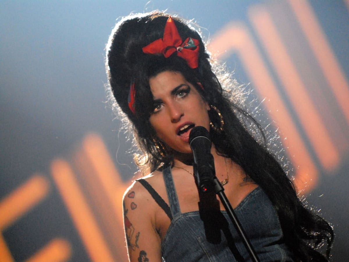 El último álbum de Amy Winehouse, “Back to Black”, será reeditado por su vigésimo aniversario