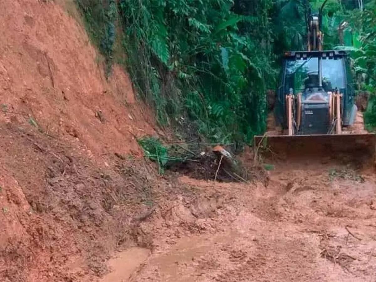 Tras fuertes lluvias, emiten alerta roja en Pereira por deslizamientos de tierra