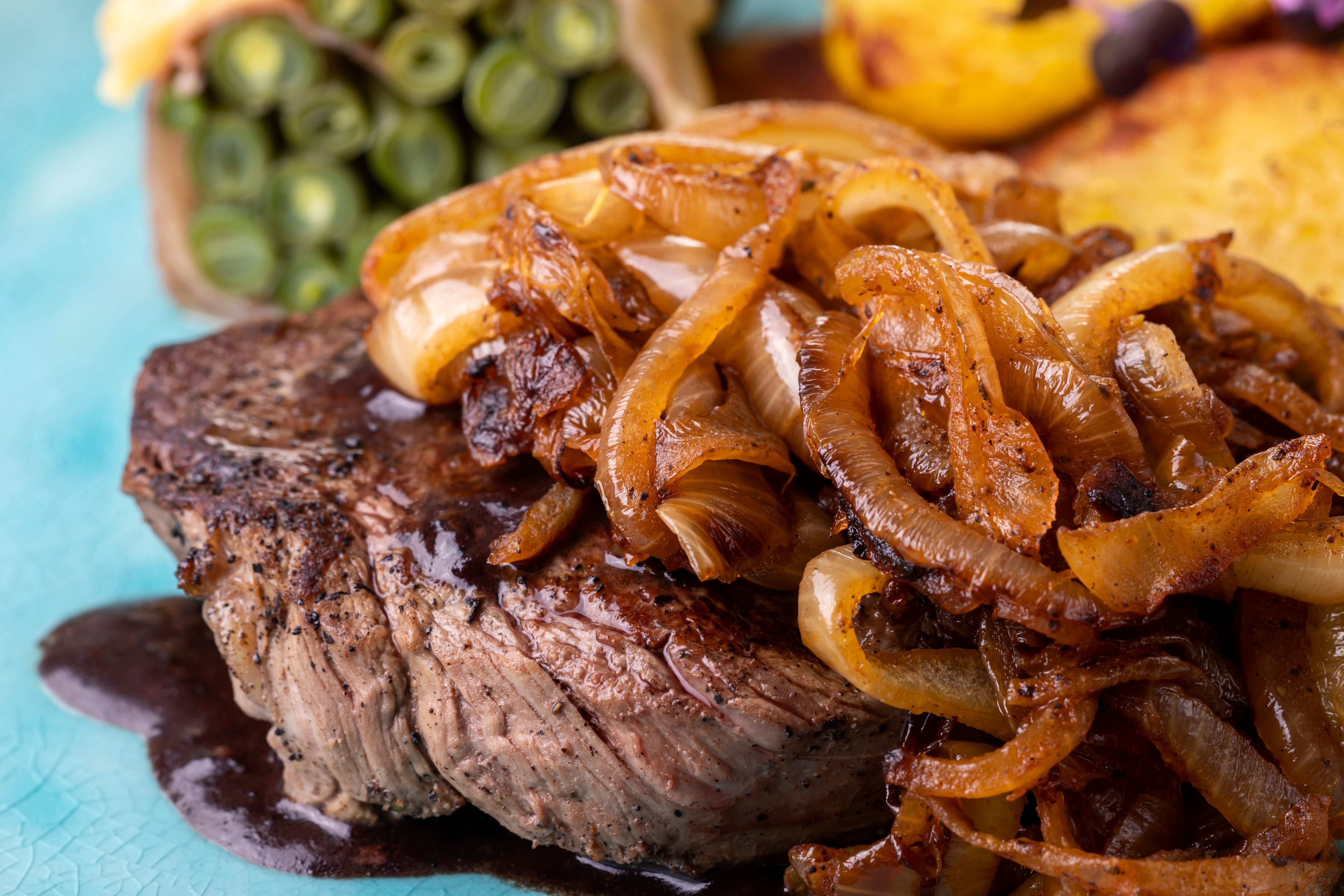 Carne al estilo bistec (Foto vía Getty Images)