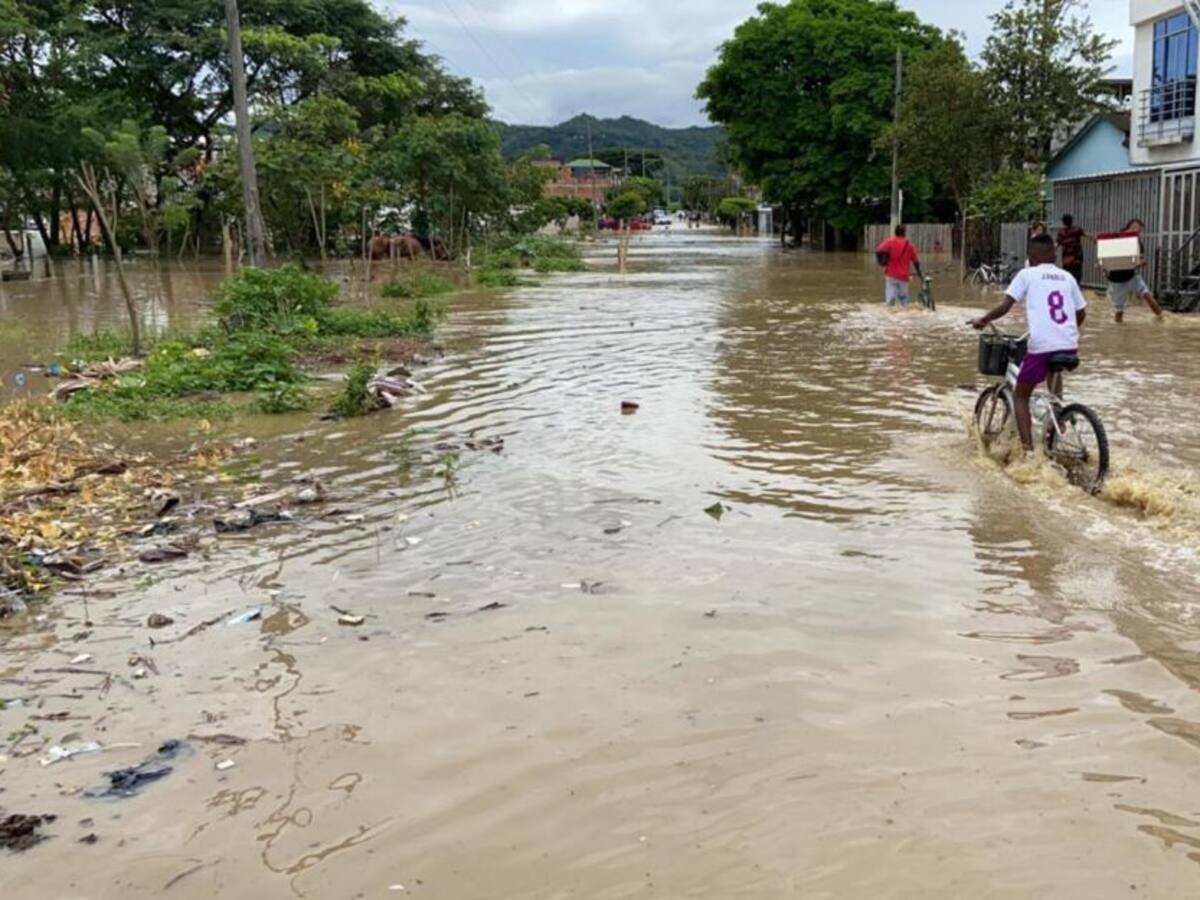Más de 14 barrios están inundados en La Virginia, Risaralda