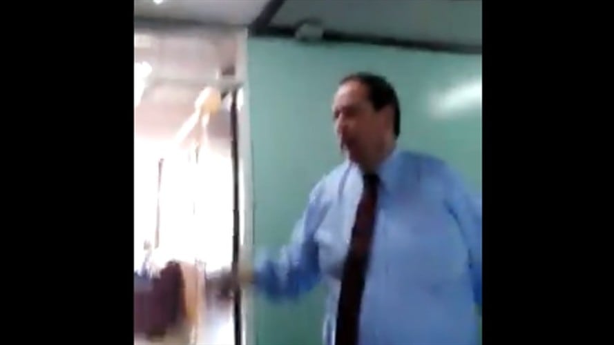 Los hechos en lo que Gustavo Castro agrede a la periodista Maryori Carvajal quedaron registrados en video. Foto: Redacción W Radio