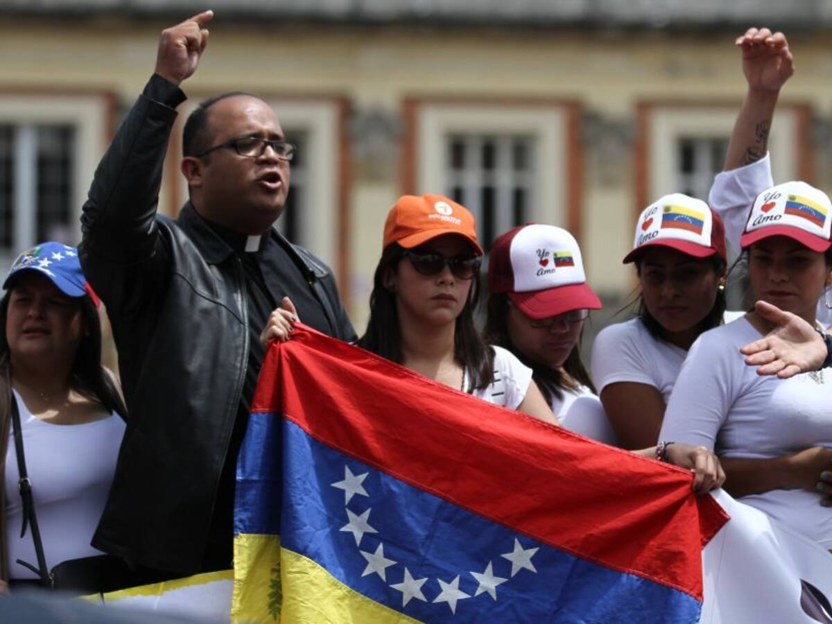 Más de 300.000 venezolanos tendrán nuevo permiso especial de permanencia