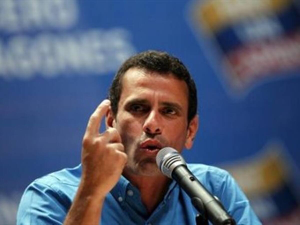 Capriles dice que la elección en Venezuela es "entre el futuro o el pasado"