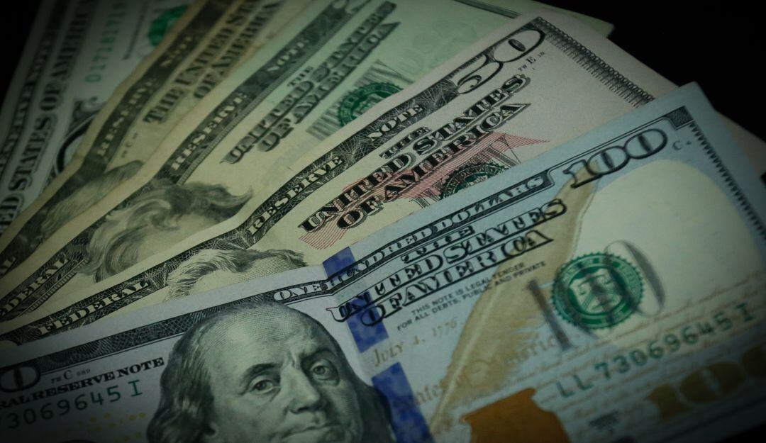 Sube el dólar en Colombia