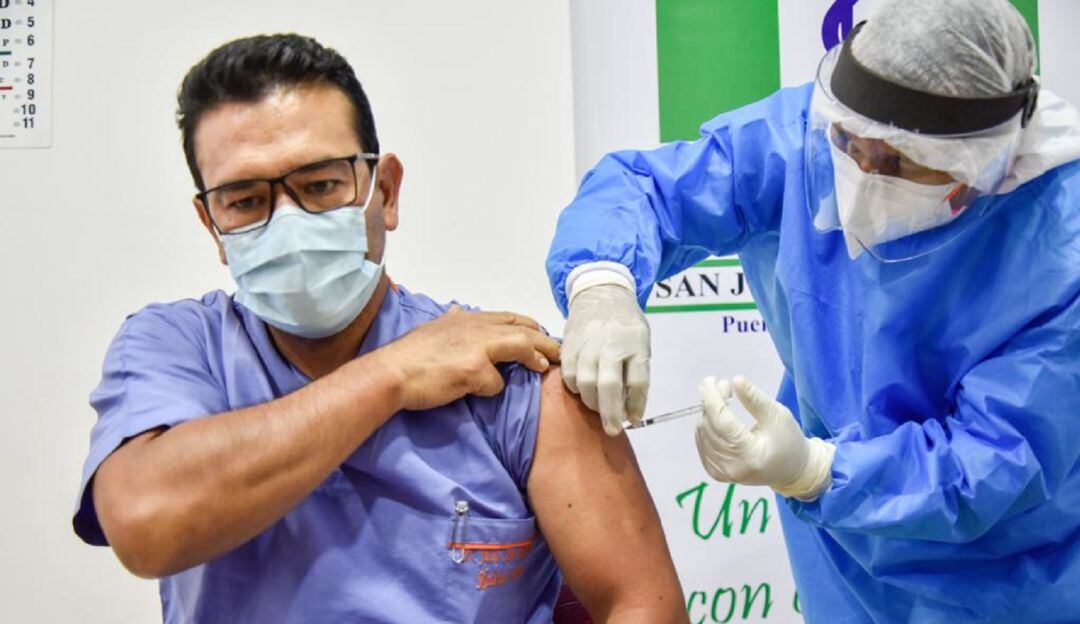 Vacunación contra la COVID-19