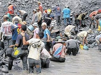 Grupo de mineros en paro. Foto: El Tiempo