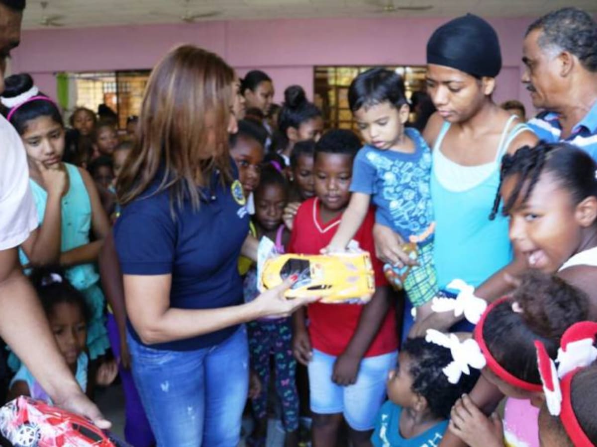 Maratón Escolar Navideño por diferentes instituciones educativas de Cartagena