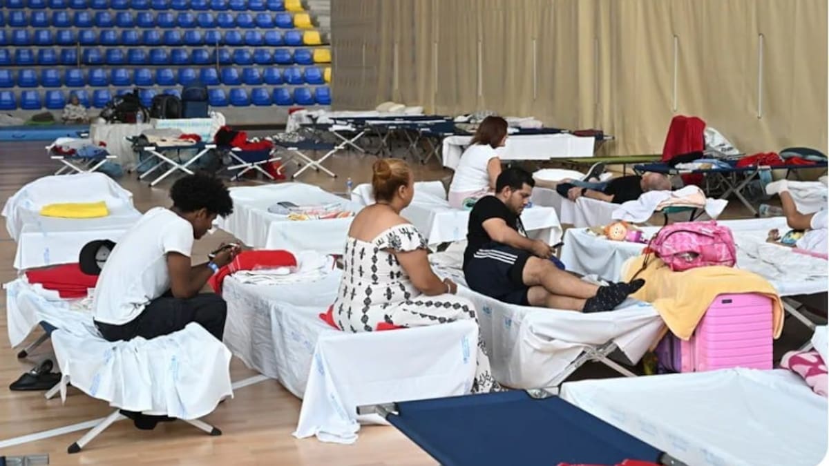 Más de 115.000 evacuados por los incendios de Madrid, Ávila y Castellón