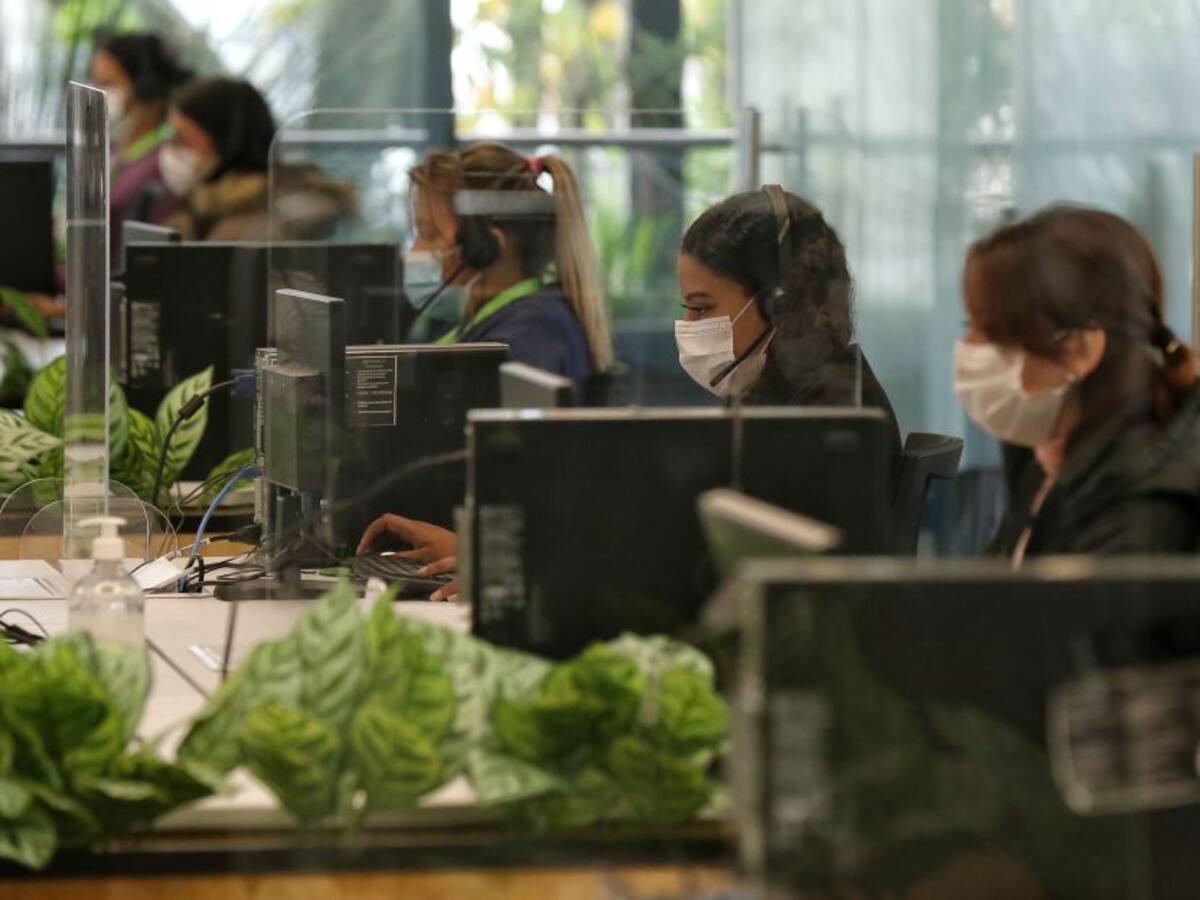 Estas son las líneas a las que puede acudir en caso de emergencia