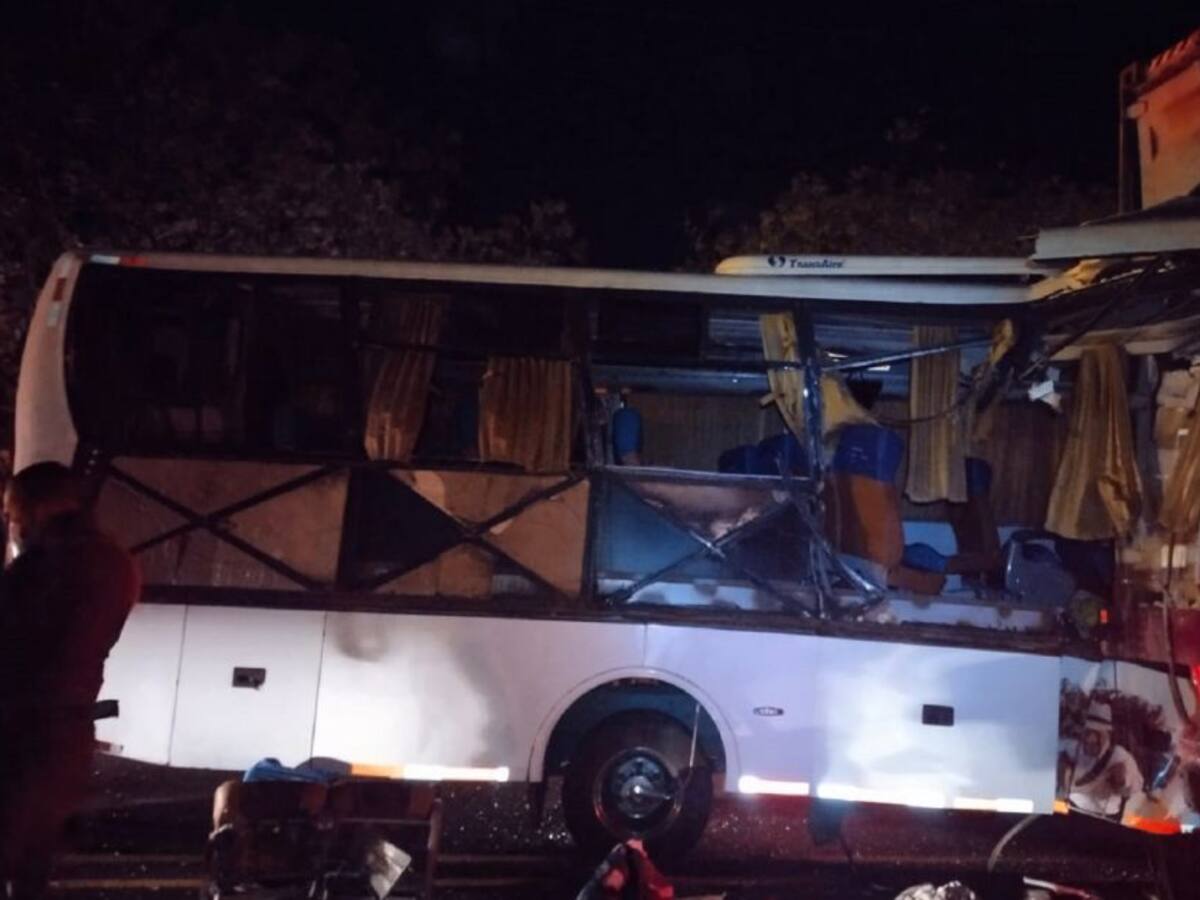 Grave accidente en la vía Bogotá Ibagué deja 4 muertos y 15 heridos