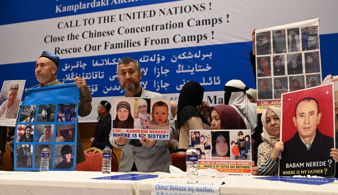 Integrantes de la minoría uigur piden saber el paradero de sus familiares