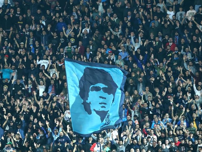 Estadio del Napoli pasará a llamarse Diego Armando Maradona