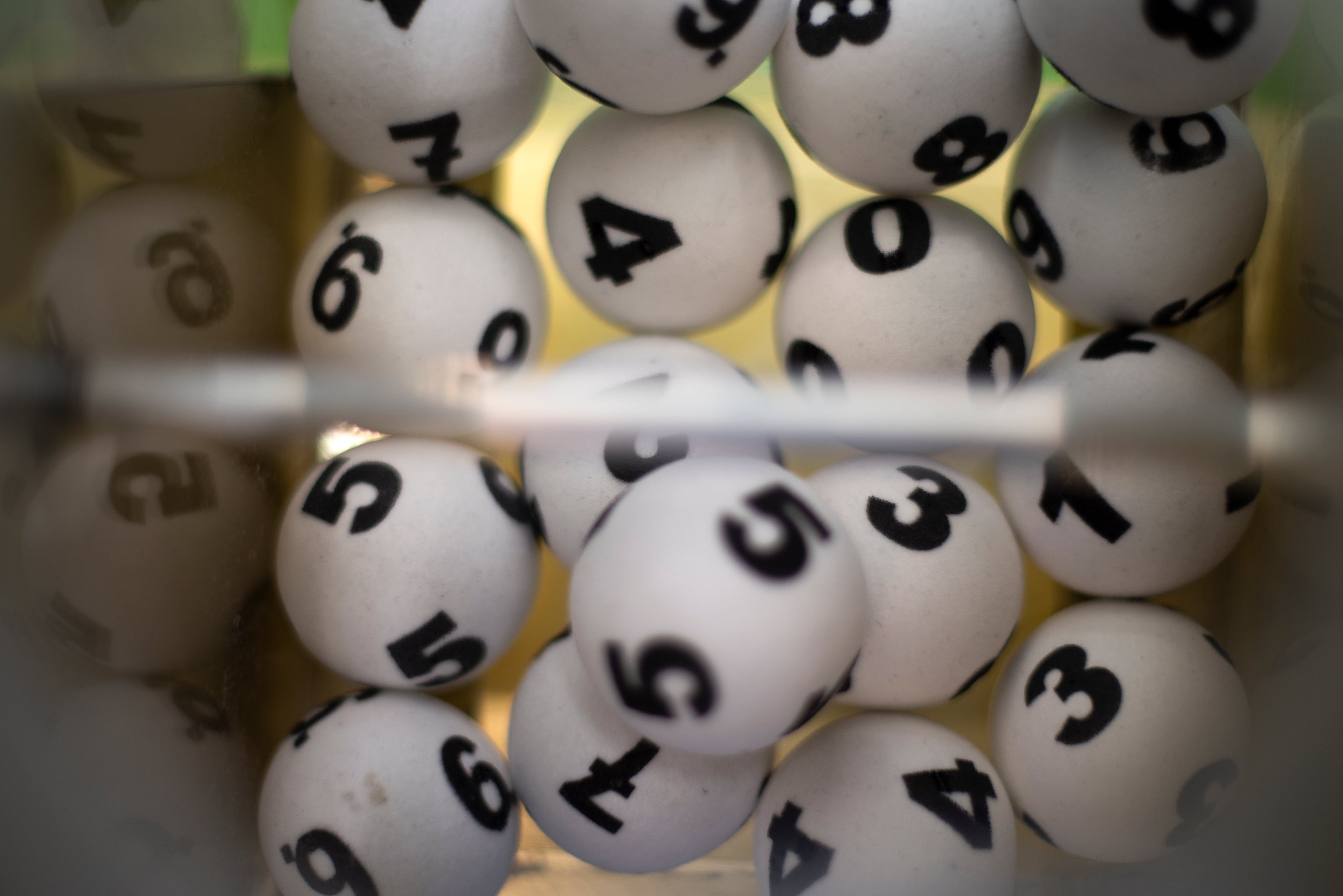 Bolas de lotería en juego (Getty Images)
