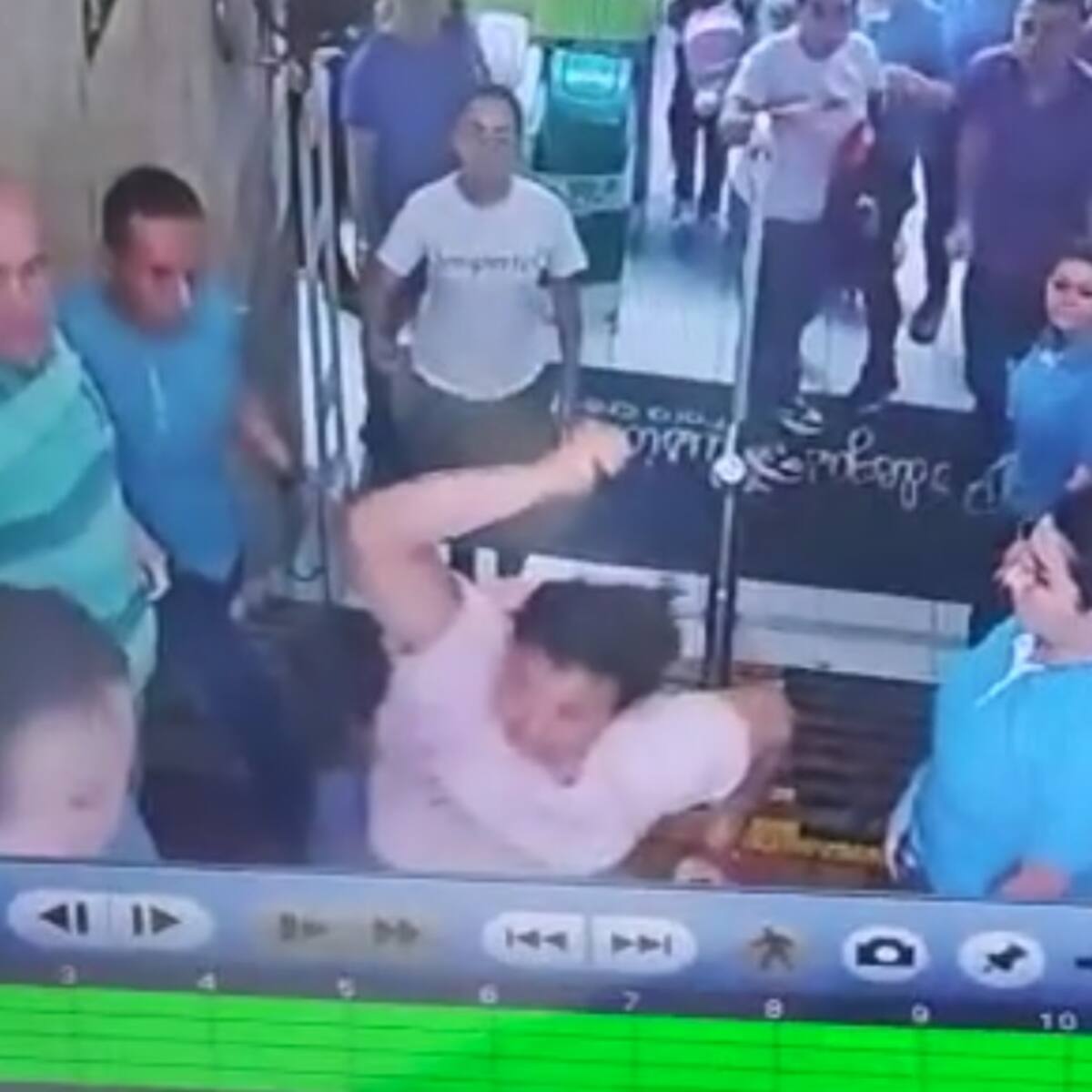 Un vendedor fue agredido con arma blanca ante hurto en Armenia